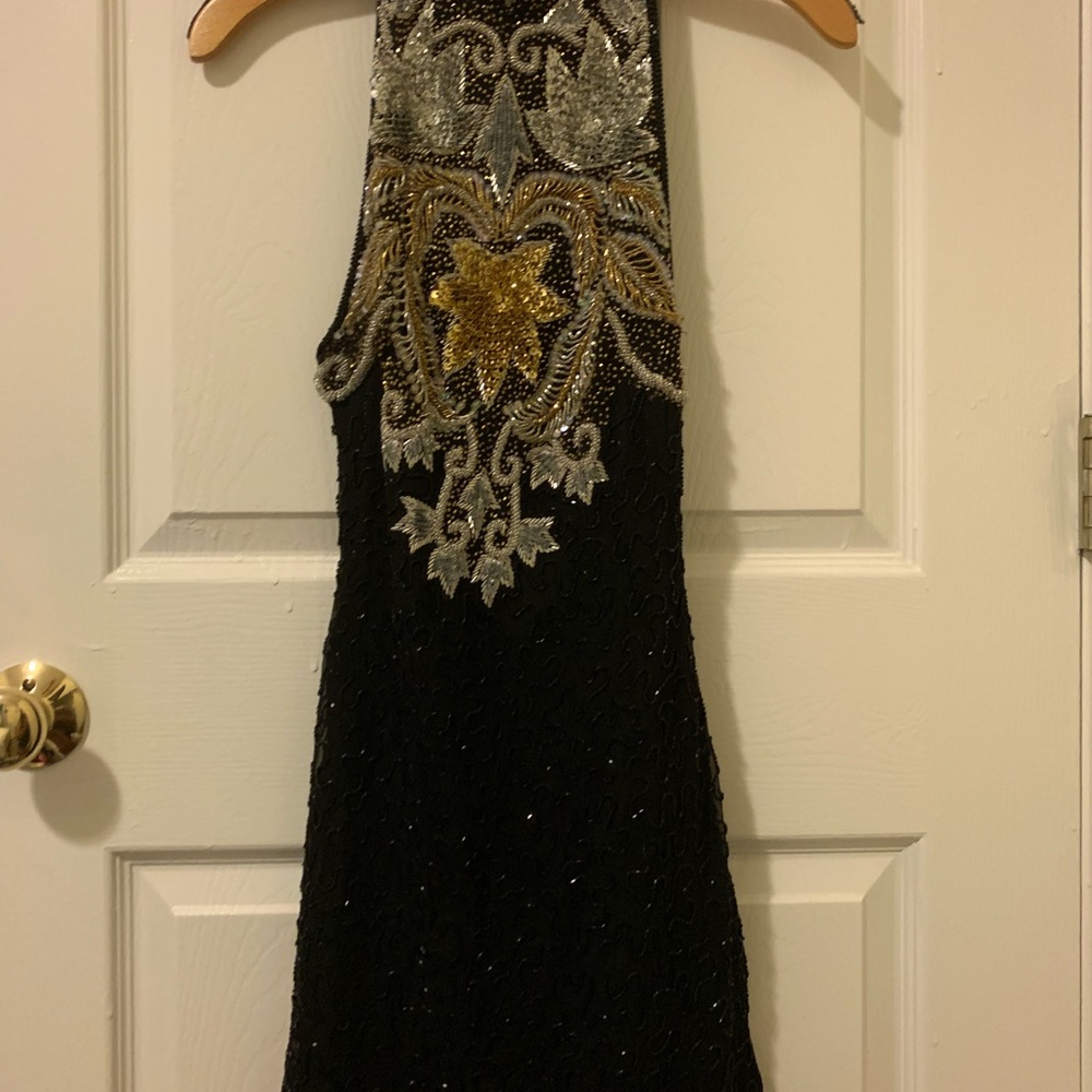Dress - Picture 2 of 8